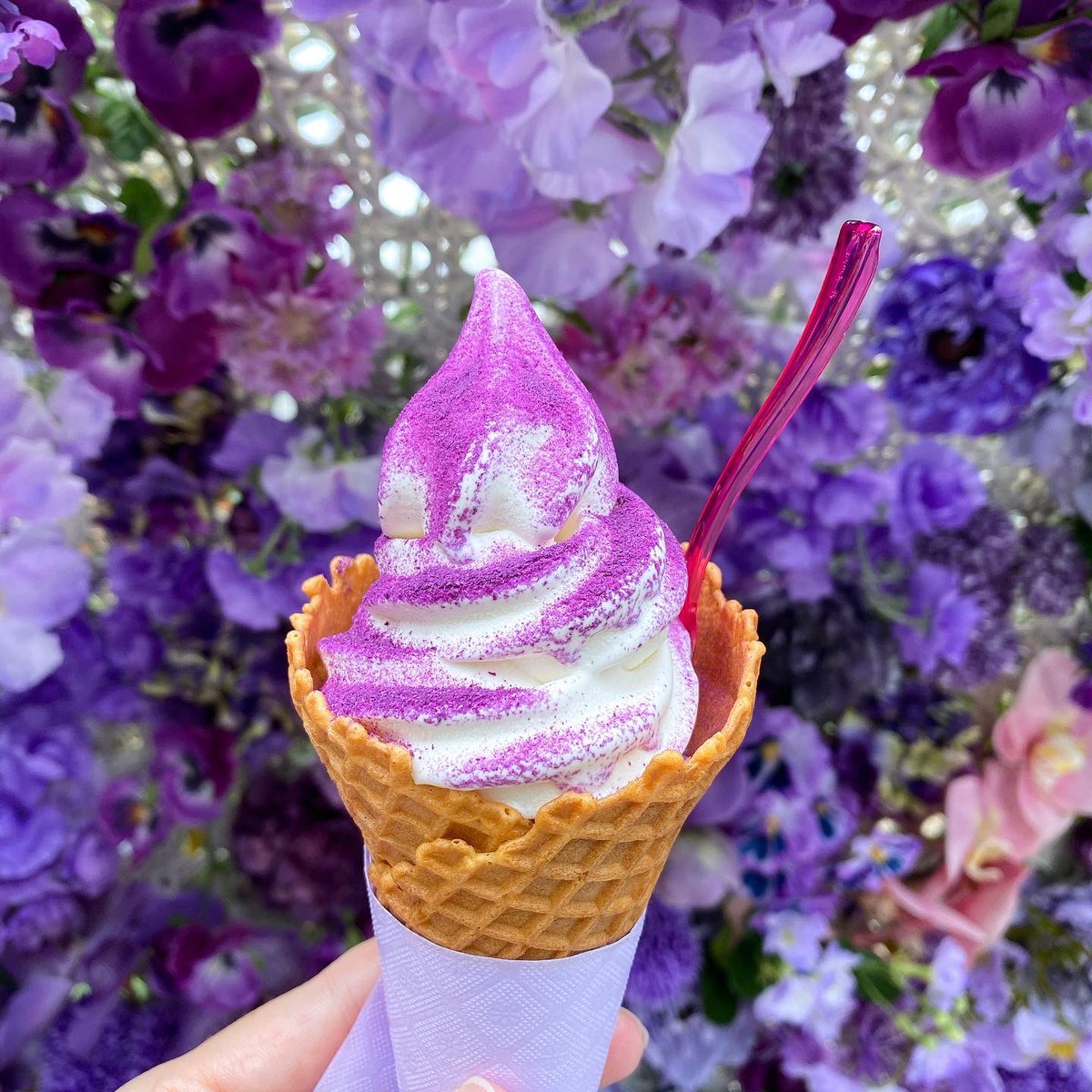 VitaMin_chim13's tweet photo. #BTSexperience (東京ミッドタウン)でZ Flip4体験してパープルソフト🍦無料券貰って、#GalaxyHarajuku 行って食べて来たよ💜 美味しかった🥰😋💜
#BTS #방탄소년단 @BTS_twt
#보라해💜 https://t.co/NJMMHXjp0N