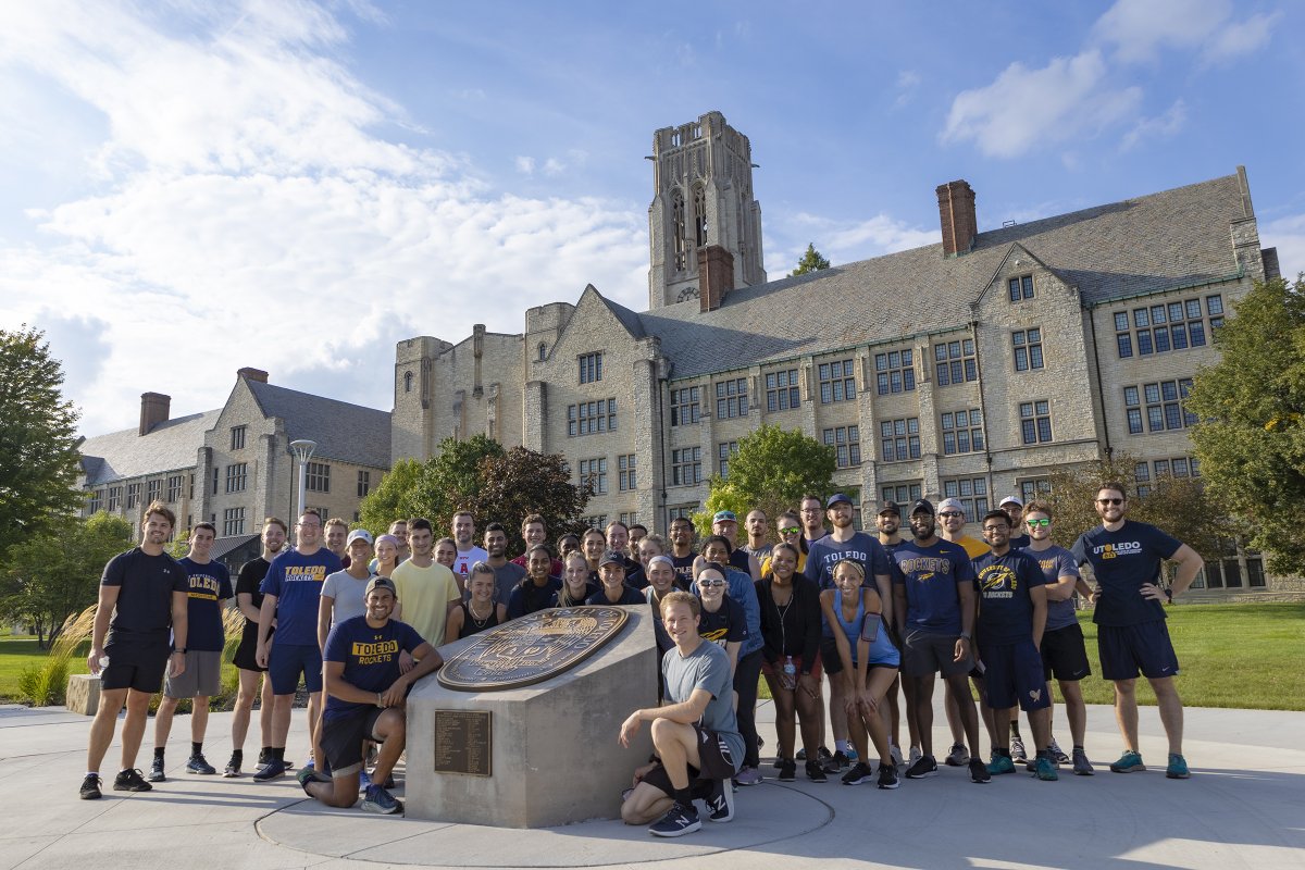 UToledoMed's tweet photo. Run/Walk with the Dean is back for the new academic year! Students and faculty enjoyed a beautiful run and walk around @UToledo's Main Campus Thursday night.
#UToledoMed #RunWithTheDean https://t.co/nCeEIDPupH