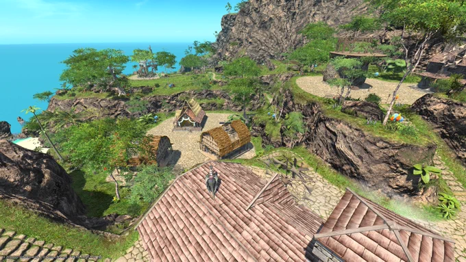 FF14、無人島開拓。だいぶ開拓が進んだのであちこち景色を眺めるために相棒のアマロちゃんと移動してたのだけど、マウント禁止の建物でも屋根には乗れた!ビックリ!それにしてもアマロちゃん可愛いわ  #PS4share 