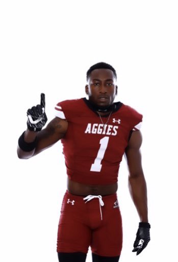 nmsugoaggies's tweet photo. 1 day till Aggie Football #1 6’1” 205lb SR Strong Safety from Holmes County HS In Lexington Mississippi and formally of Holmes CC @DKthe1 Devlin Kirklin played very well in the rivalry games last year. Part of the strong secondary. #AggieCountDown #AggieD https://t.co/ZcyixE68BN