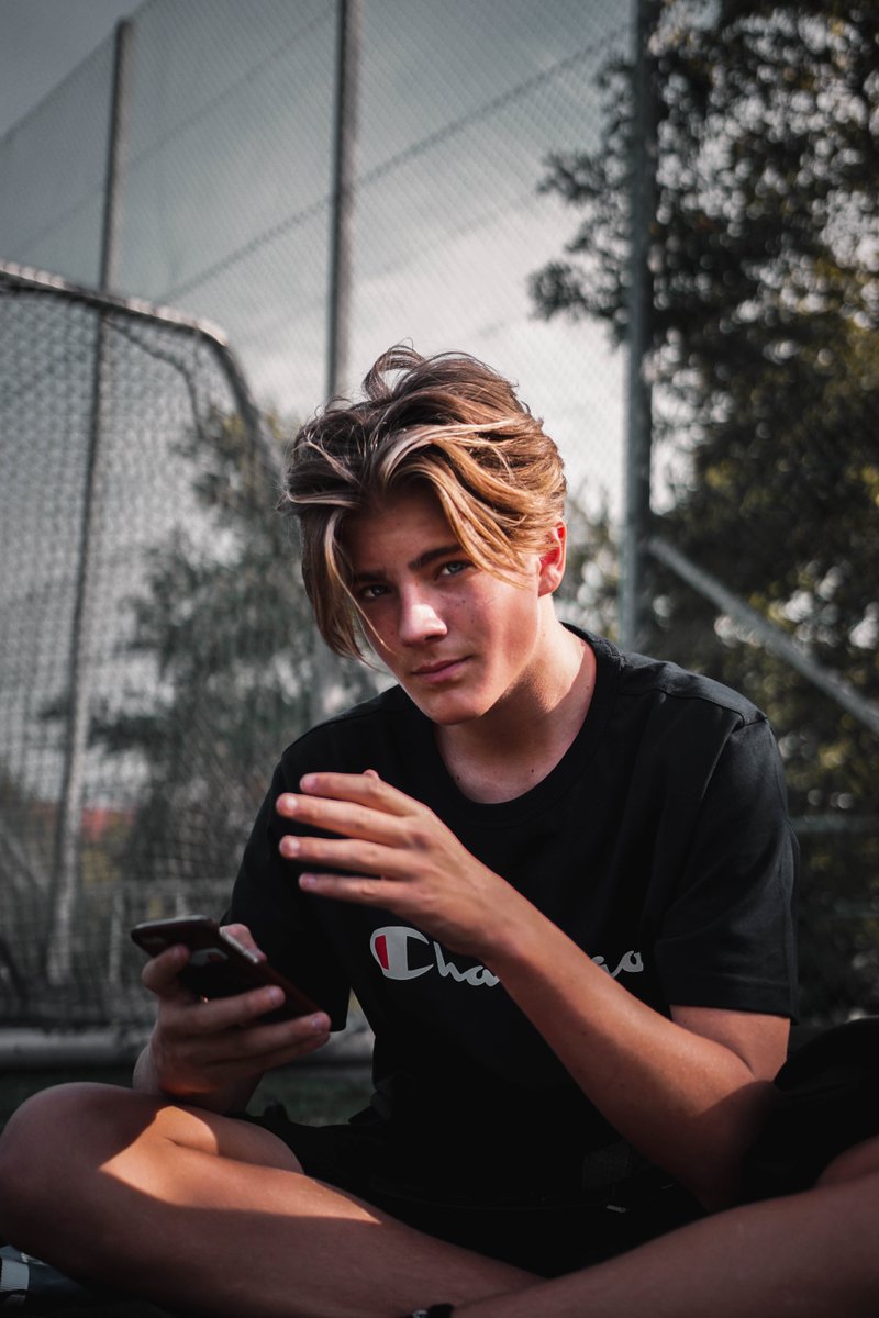 icumobile's tweet image. Include your sons in the abortion conversation. They can be great influencers on the choice for life. 

#prolifemen #studentsforlife #standforlife