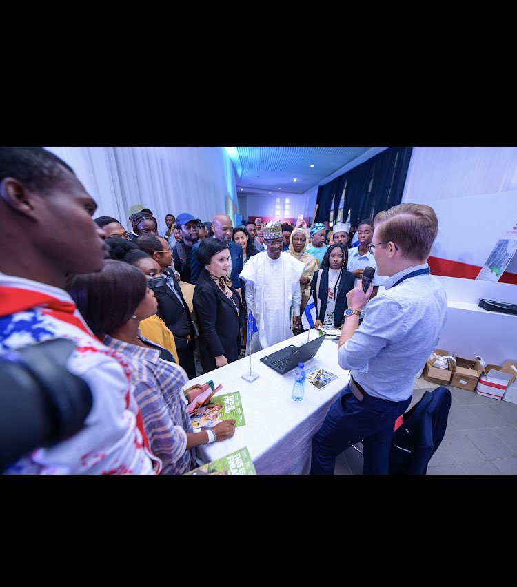 Finland_Nigeria's tweet image. This week, at the pre-departure orientation event for beneficiaries of the Erasmus+ scholarship programme and Study in Europe fair in Abuja organized by @EUinNigeria.

Congratulations to the 2022 Erasmus+ awardees!🎉
#TeamEurope #ErasmusPlus #studyfair