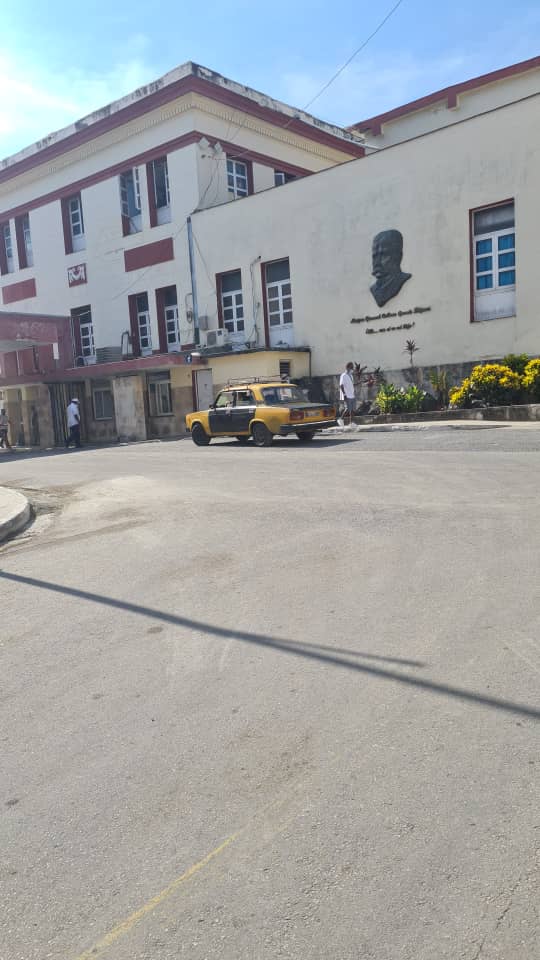 HQCalixtoGarcia's tweet photo. Supervision y recorrido provincial   de Epidemiología al Hospital.
@DPSHabana
 #CubaSalvaVidas #VamosPorMás #ACubaPonleCorazón #PorUnaMejorCalidadDeVida #TeamCalixto #NoAlBloqueoContraCuba #ABAJOELBLOQUEOACUBA #SomosCubaViva #PuentesDeAmor #NoAlBloqueoInjustoContraCuba https://t.co/RRqkVD038x