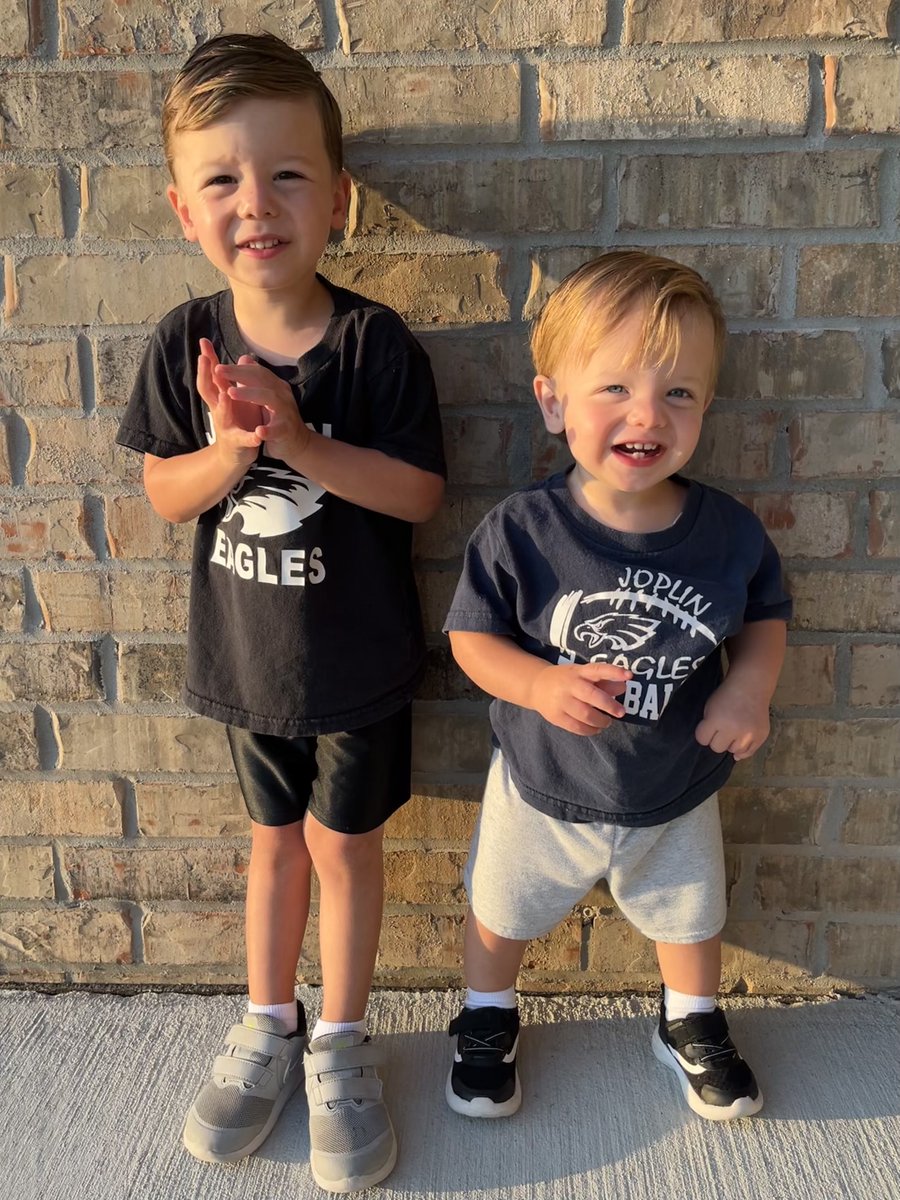 coachjhewitt's tweet image. #GoEagles 🦅