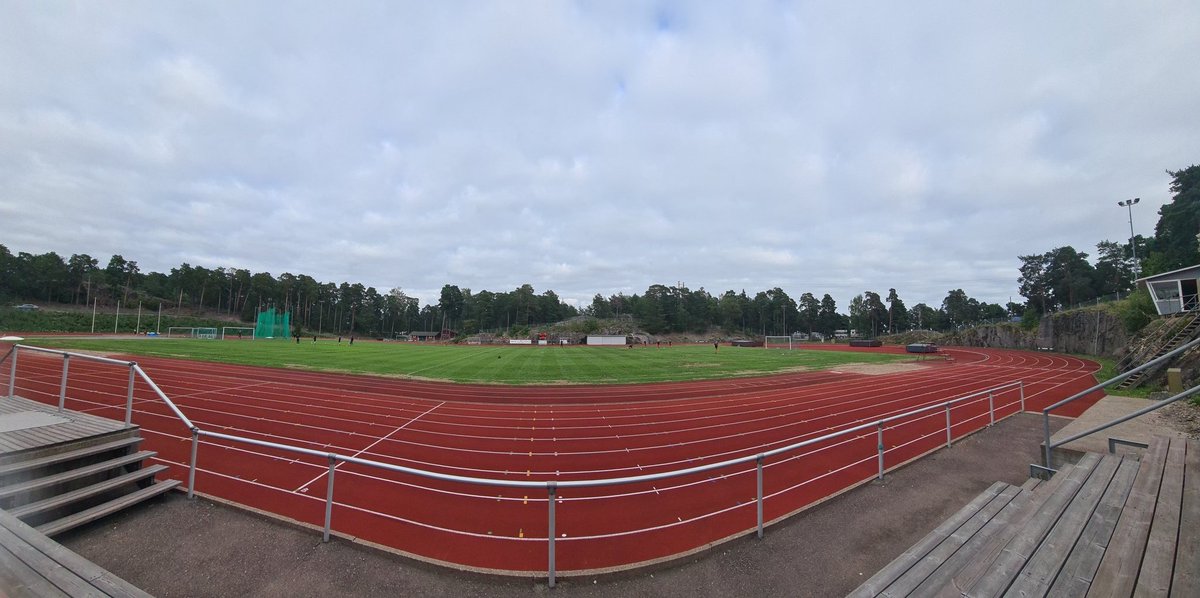 FutistaJaViinia's tweet photo. Kuparivuorella pinnat pistetään pian VG-62:n ja FC Inter Turun pinoihin!

@VG62Edustus @FCInterTurku2 #vg62 #fcinterturku #fcinterturku2 #kolmonen #kolmonenlänsi https://t.co/DAslLPzOKa