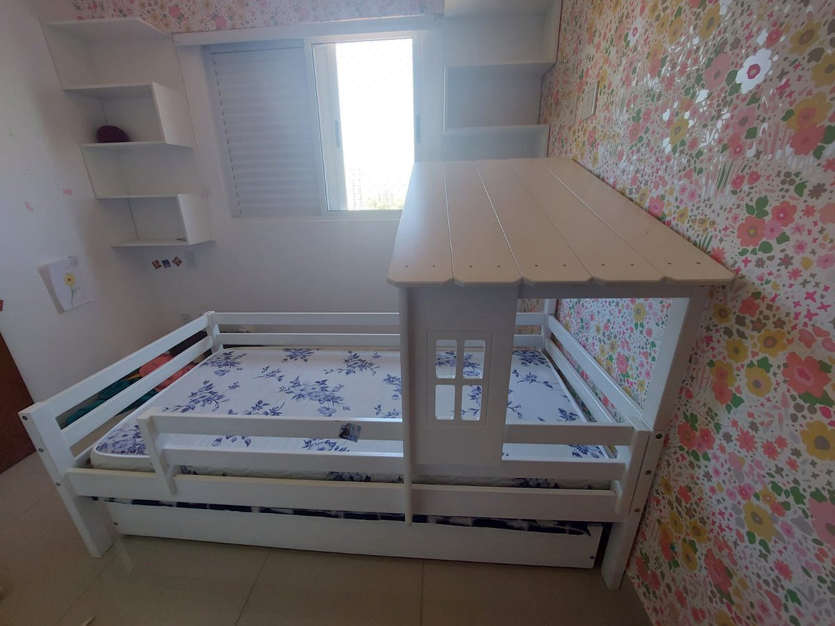 celinanb's tweet photo. Mamães/papais/dindos(as)/ ou solteiros (as) com espírito infantil. Estou vendendo essa caminha da Cecília com os colchões da bicama, tá em perfeitíssimo estado pois criamos nossos filhos pra cuidar das coisas e não serem grandes destruidores do nosso dinheiro. R$ 2.200,00 #RT https://t.co/wpYgcMbLSe
