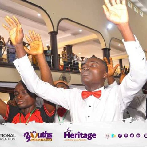onefoldtv's tweet photo. A powerful prayer session led by Pastor Unwana Jackson

#YouthsAndTheGloriousHeritage
#1stInternationalYouthConvention
#TACNService 
#OneFoldTV https://t.co/gnlehl6wJT