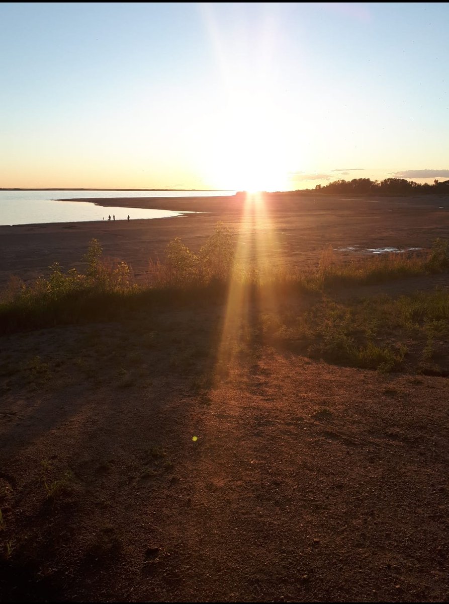 Sk_Trails's tweet photo. The weekend is on the horizon...🌄
So, who's ready for an adventure?👣
#sasktrails https://t.co/3oBubjaeXz