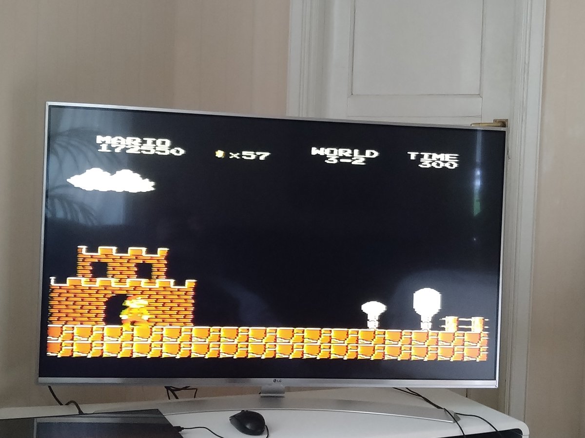 Ratsuankka's tweet photo. Super Mario Bros.:in jokaisen kentän läpäisy-yritys menossa. https://t.co/OLlYacuXbU
