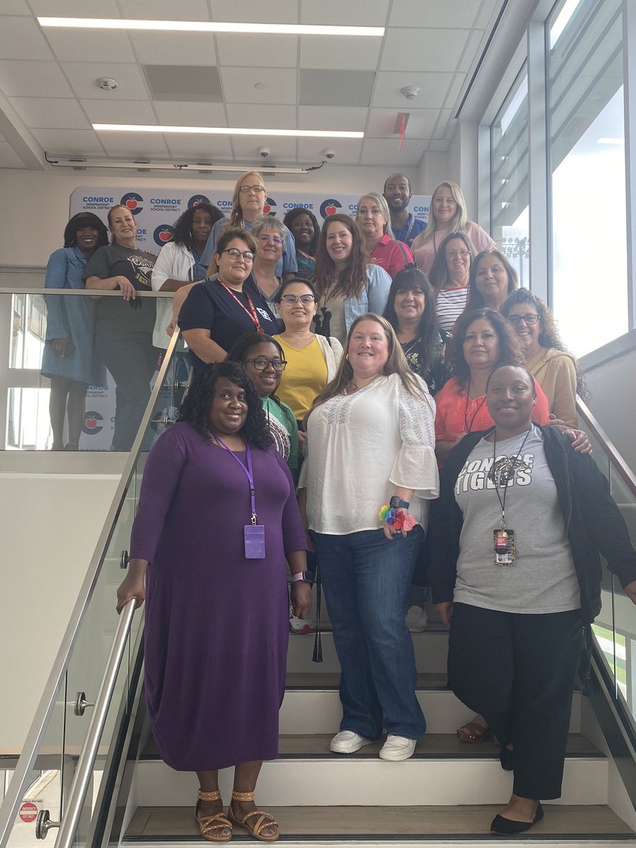 tiffanymayes01's tweet photo. CISD job coach training day! Ready to make a difference #CISDSPED #CISD #Transition https://t.co/QxEcAh9qgb