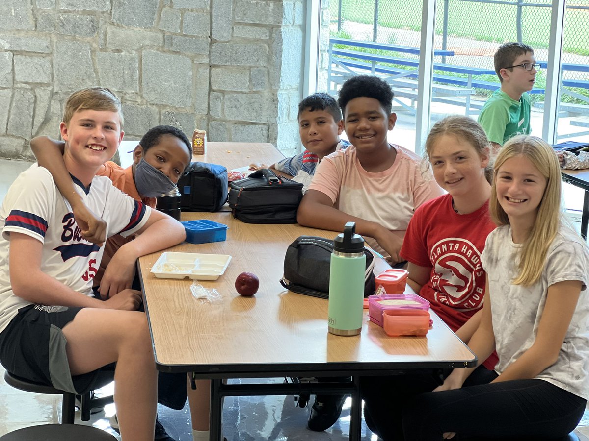 MerriweatherEDU's tweet photo. For the first time ever, we allowed our students to sit anywhere in the cafe during lunch today! I am proud to say that they did an incredible job! Free-sit Friday was a hit! 🔥 @SuttonCougars @SMSFielder @TRobinsonsms @DrIsisM  @TommyUsherAPS https://t.co/EDTB4Lg7hl