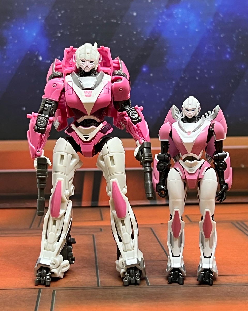rainspeak2010's tweet photo. 老人臉……
#變形金剛 #亞希 #博派 #transformers #transformerstoys #transformersforlife #transformersphotography #robots #transformerrobot #arcee #autobots #ss85 #transformersstudioseries #transformersbumblebee https://t.co/6XvjIUxk1z