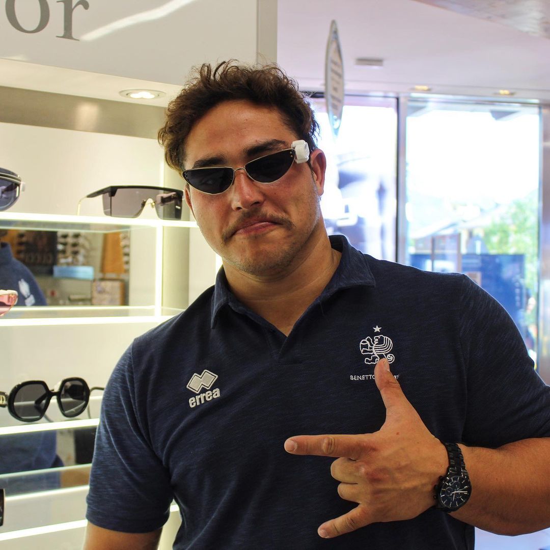 aplenorugby's tweet photo. Así espera Iván Nemer 🤟 la nueva temporada con Benetton. 

El pilar marplatense que juega para Italia tiene un nuevo compañero argentino en la franquicia de Treviso. 

Mirá >> https://t.co/XOhEd3Mh55 https://t.co/aptH9bp3HV