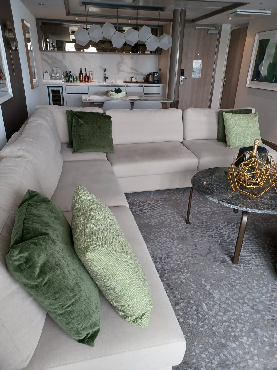 Sheena Jones tweet media