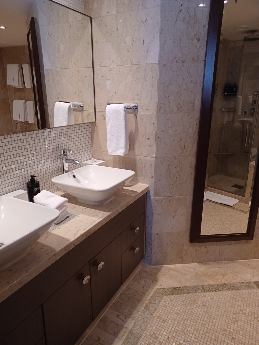 Sheena Jones tweet media