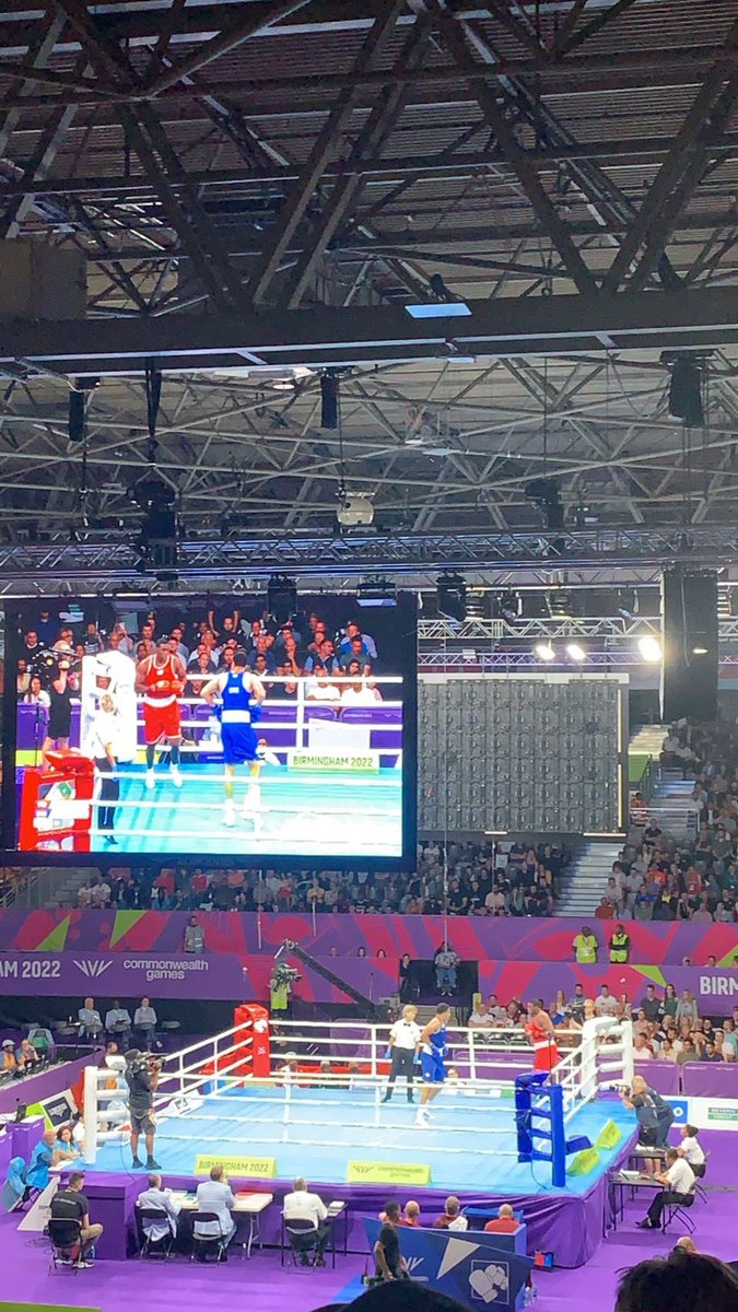 5rData's tweet photo. It's been a fantastic and eventful August for us at 5R Data! 🎉

We proudly cheered on participants at the #Birmingham  #CommonwealthGames! 🎆🏸🥇 and had our summer catch-up 😎🍭🍹

We also took part in a Smoothie Challenge which was both fun &amp; nutritional - so a win-win! 🍉🍓🥑 https://t.co/D0VYejLwJH
