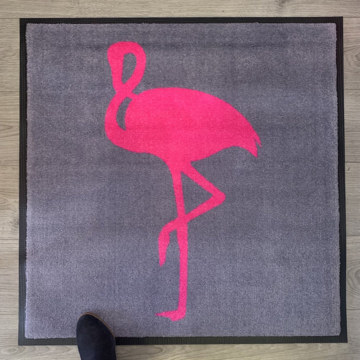 FlamingoBath's tweet photo. 🦩FLAMAZING Doormat🦩

Available now in-store and online https://t.co/ZFXr4yH5gQ

Perfect to brighten up your entrance and is machine washable too!
⁦@SarahfromBath⁩ ⁦@BathLifeMag⁩ ⁦@Widcombe_Bath⁩ ⁦@FeelGoodBath⁩ ⁦@BathEcho⁩ ⁦@FlamingoSpecGrp⁩ https://t.co/BYB079IEhe