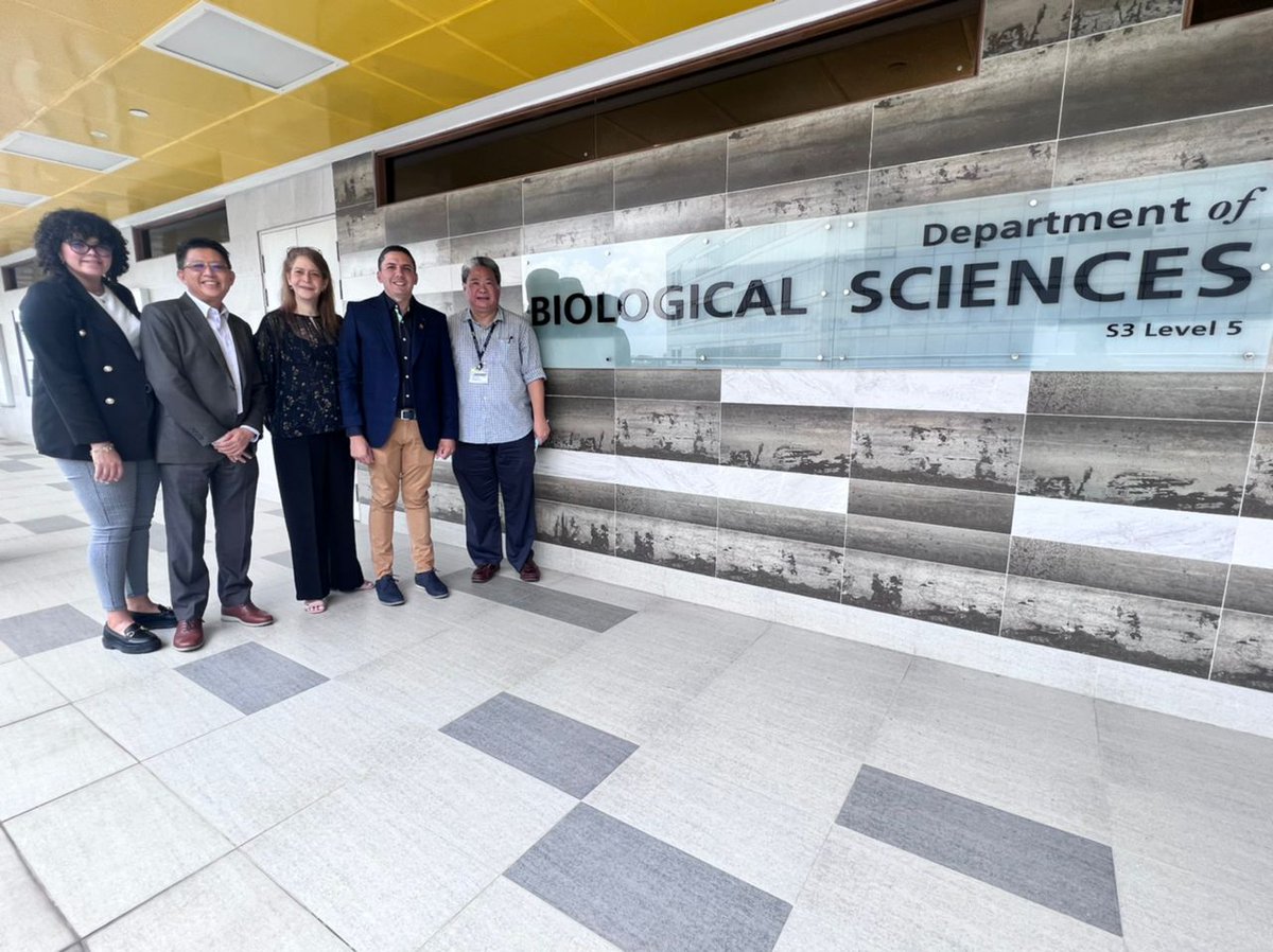 RomeroFelixE's tweet image. #26Ago| Antes de retirarnos de la National University of Singapore 🇸🇬, recorrimos sus instalaciones y  apreciamos el porqué es una de las mejores Universidades del mundo.

Les damos las gracias por el recibimiento, el apoyo y el valorable aporte que brindarán a nuestro país. 🇻🇪