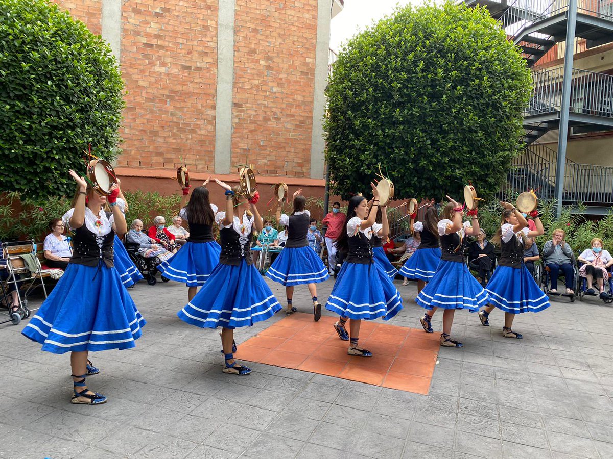 Dimecres vam poder apropar la <a href="/fmvilafranca/">Festa Major de Vilafranca</a> a una de les llars d’avis de la vila! Un plaer ballar per tots vosaltres <a href="/Ingladavia/">INGLADA VIA</a>