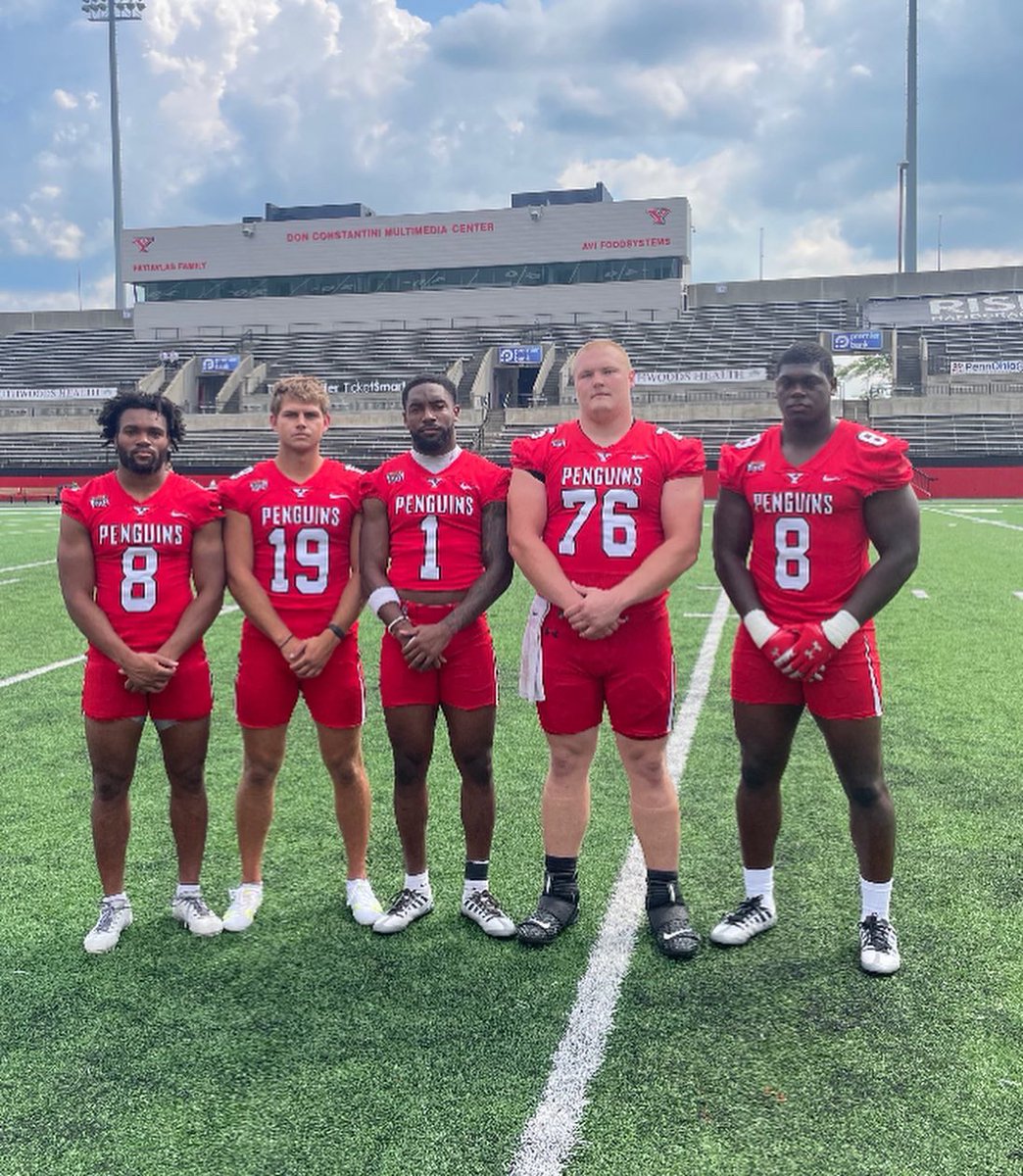 ysufootball's tweet photo. Our 2022 Captains 🐧🏈
1️⃣ Quincy Lenton
8️⃣ James Jackson
8️⃣ Jaleel McLaughlin
1️⃣9️⃣ Colt McFadden
7️⃣6️⃣ Mike McAllister
#GoGuins https://t.co/WOZmJxJium