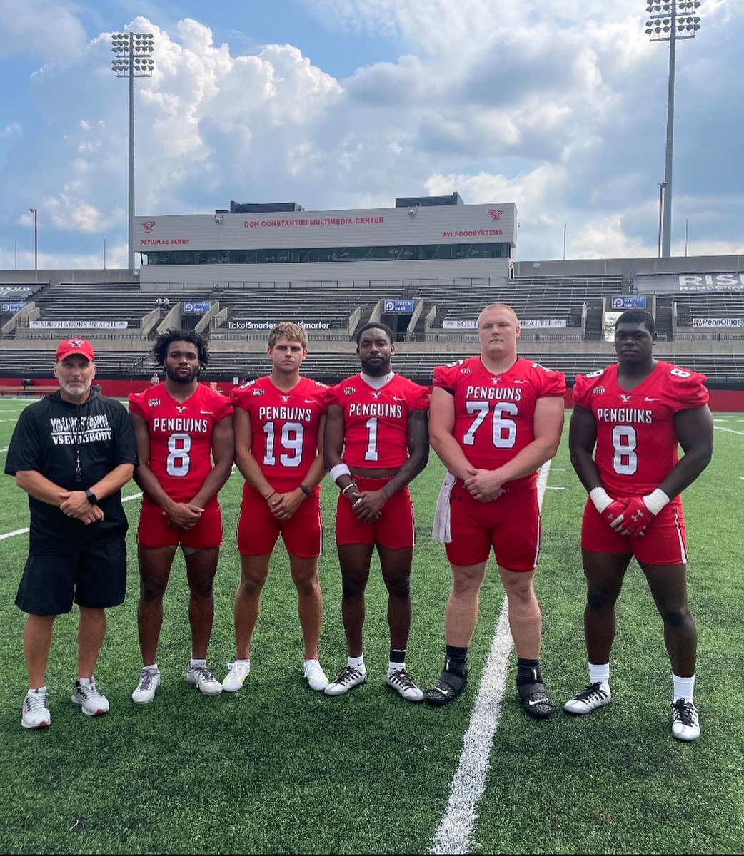 ysufootball's tweet photo. Our 2022 Captains 🐧🏈
1️⃣ Quincy Lenton
8️⃣ James Jackson
8️⃣ Jaleel McLaughlin
1️⃣9️⃣ Colt McFadden
7️⃣6️⃣ Mike McAllister
#GoGuins https://t.co/WOZmJxJium