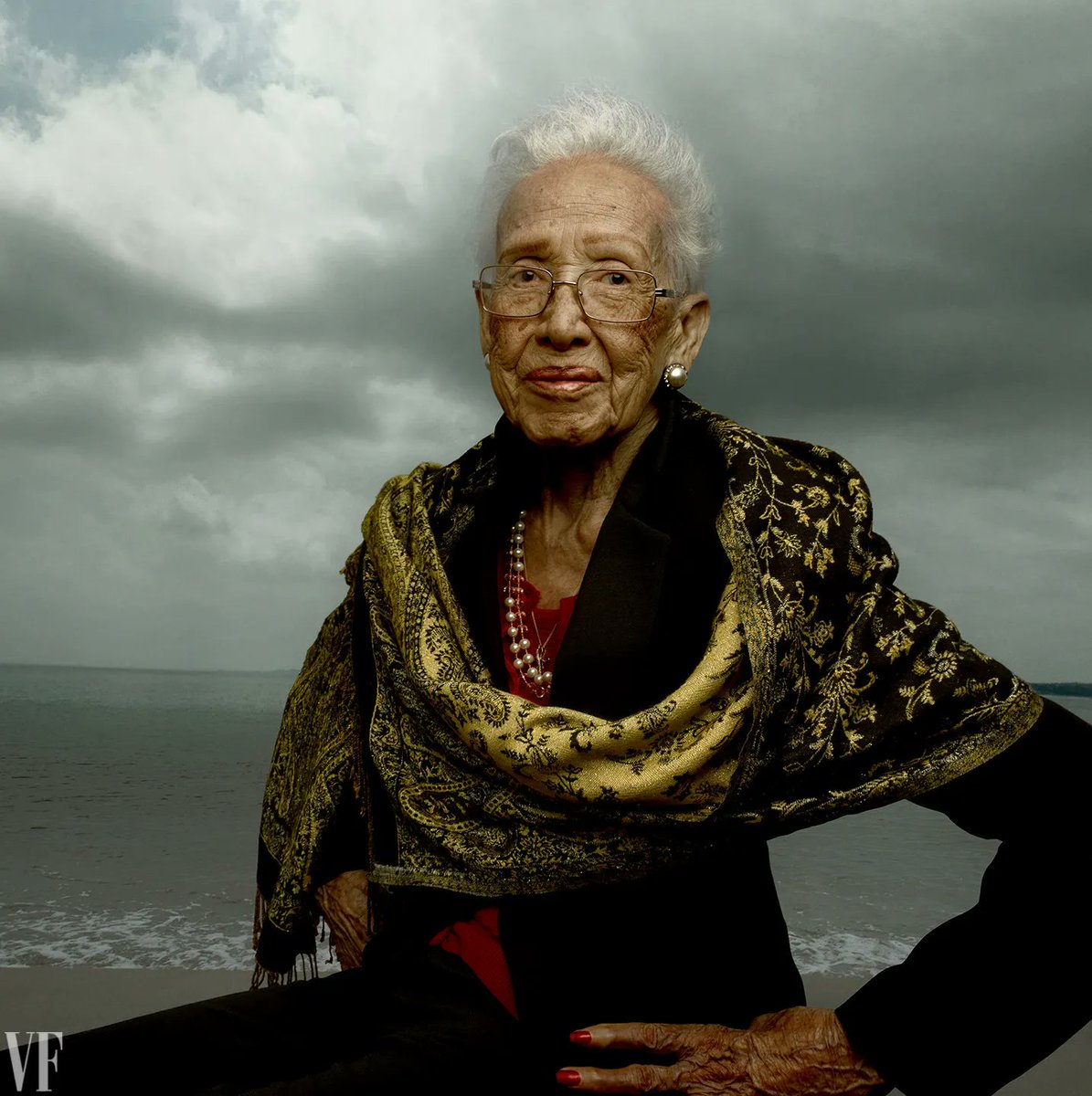 Today is #WomensEqualityDay. Today is also the 104th birthday of the late Katherine Johnson, the African American <a href="/NASA/">NASA</a> mathematician who helped launch Apollo 11. We celebrate it all. This portrait of Johnson, from <a href="/NMAAHC/">Smithsonian’s NMAAHC</a>, hangs <a href="/WHOSTP/">White House Office of Science & Technology Policy</a> reminding us to support women innovators.