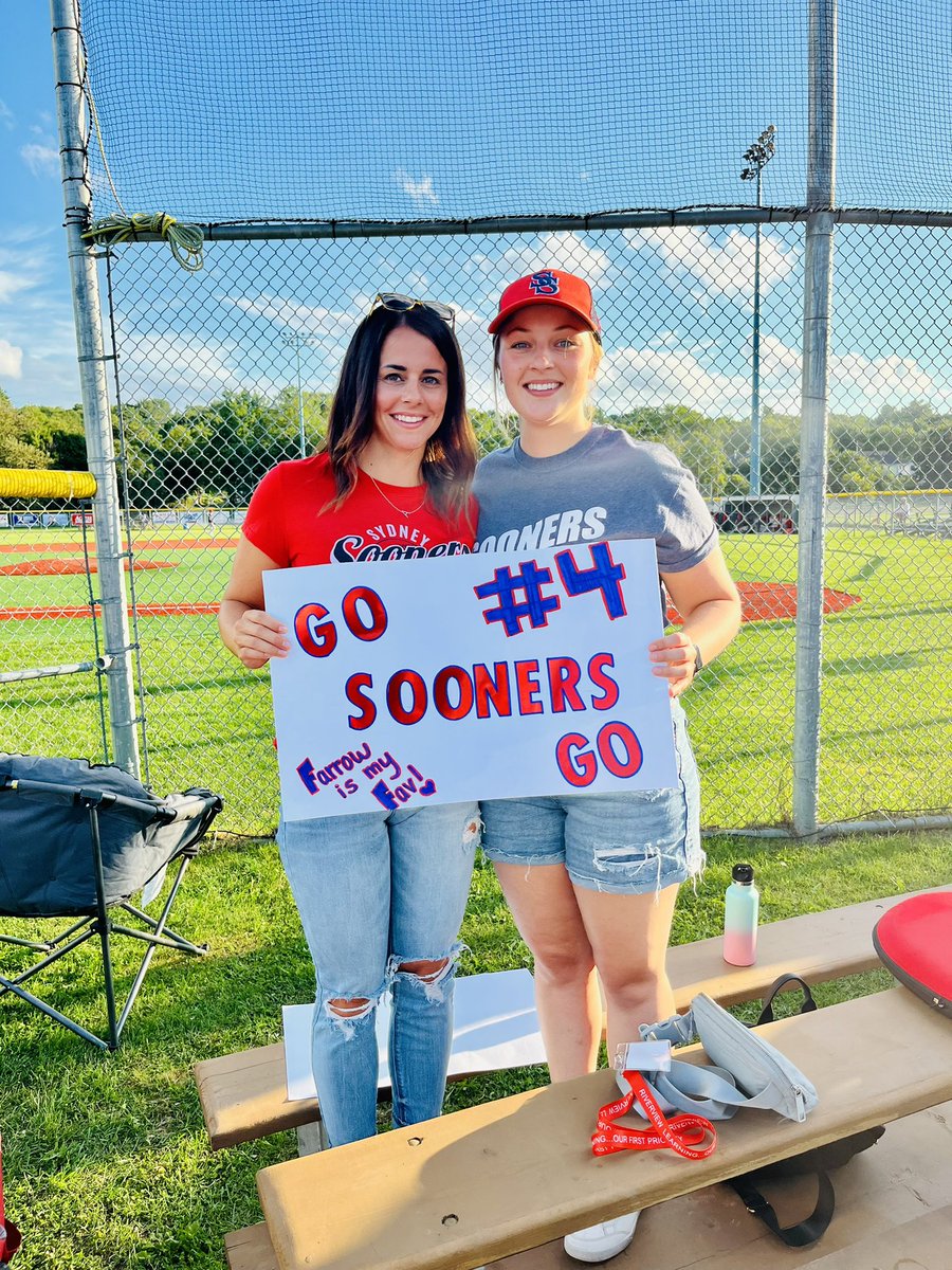 _amandahodder's tweet photo. #ICYMI we are cheering our our guys @chrisfar14 &amp; the @SydSooners on their quest for a National Championship! Next game tonight 730pm! 
#GoSoonersGo
#Bcannats22 
@baseballcanada 
@CBPost_Jeremy 
@nssblca https://t.co/X2w6okZGzd