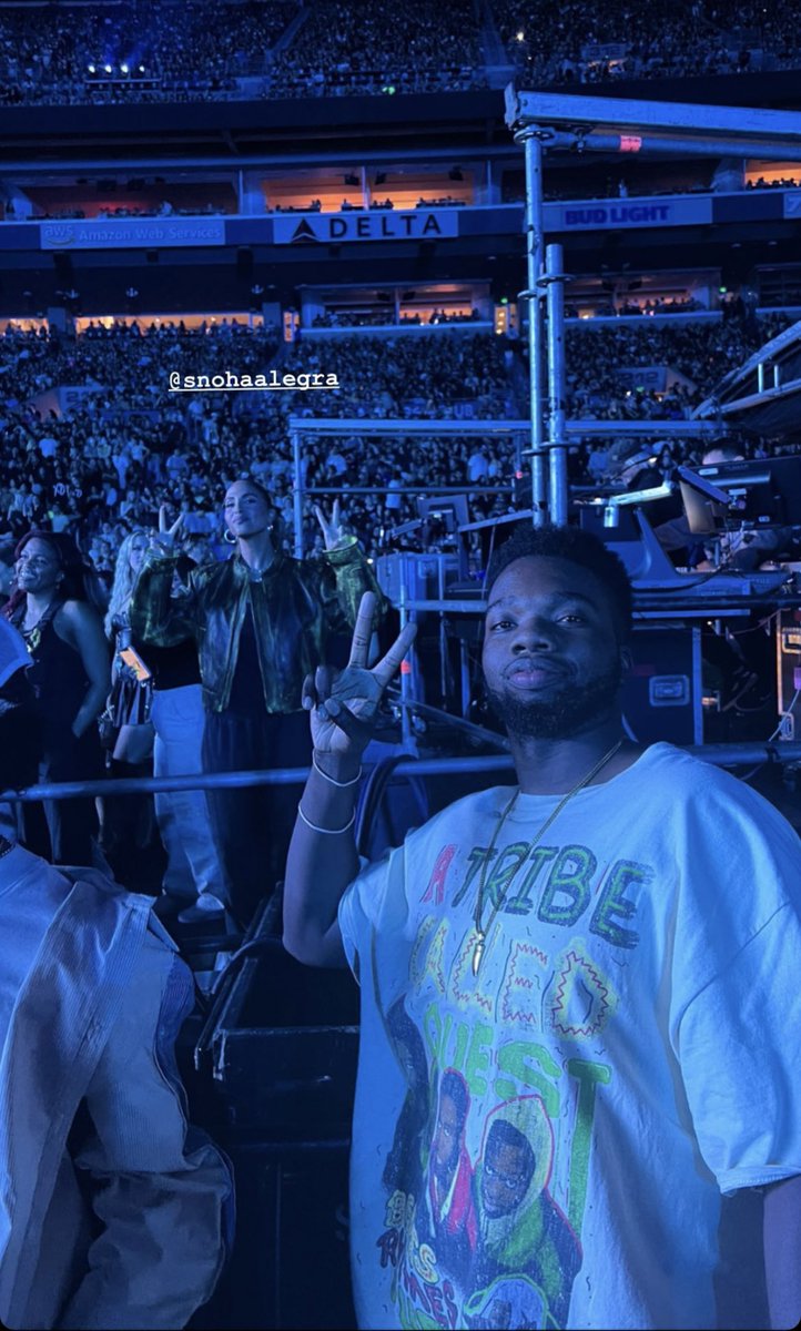 The_Barftender's tweet photo. Real friends…. How many of us 🙏🏾

You’re a GOAT @LA_min8 https://t.co/ql7i9uko3N
