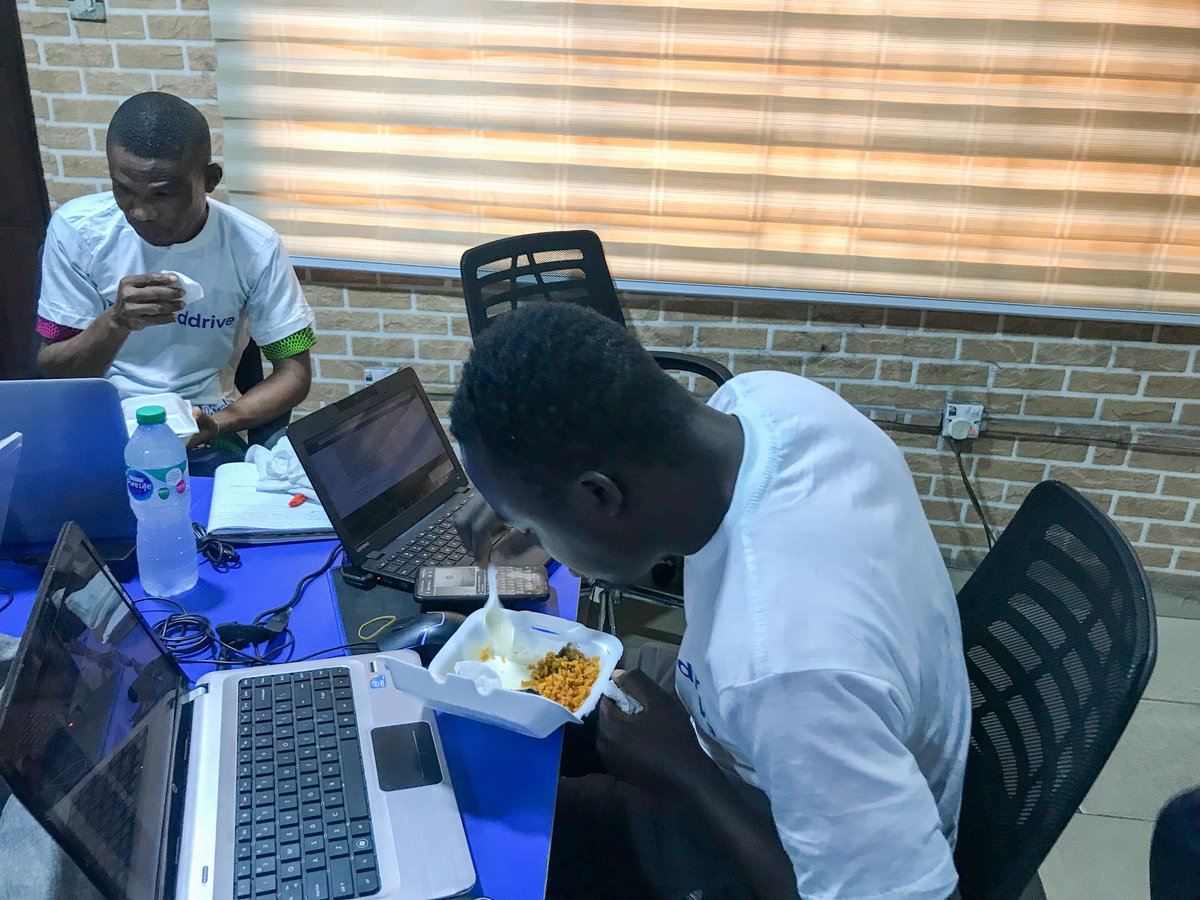 broaddrive's tweet photo. There is nothing we cannot accomplish when we put our minds to it. We are all for work and fun.
@broaddrive web design bootcamp day 5
https://t.co/oTxl0ZzVGA
#webdesign
#broaddrive
#funday
#funfriday
#broaddrivehostingsolutions https://t.co/bj08dSnLtI