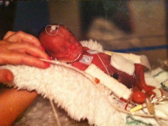 EdmABCanada's tweet photo. September is almost here. A difficult time of the year for me. On September 14th I delivered twins at 24 weeks gestation. Taisa & Levi. September 17th my son Levi died.
Celebrating her birthday while grieving his death is painfully hard.❤️🖤 Even after all these years. #RIPLevI https://t.co/jWaCcIcswb