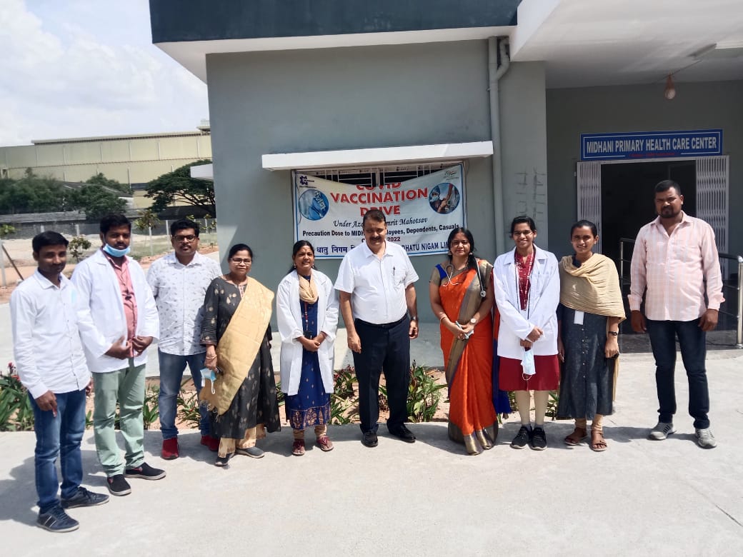 MidhaniLtd's tweet photo. #आजादी_का_अमृतमहोत्सव 
#AmritMahotsav 
2nd round COVID-19 Booster (Third Dose) vaccination camp at MIDHANI. It is noteworthy that in the  two camps of MIDHANI 360 people got vaccinated.
https://t.co/grWuuhuYDV
#vaccination2022 
#boosterdose https://t.co/24Tz1YiUQY