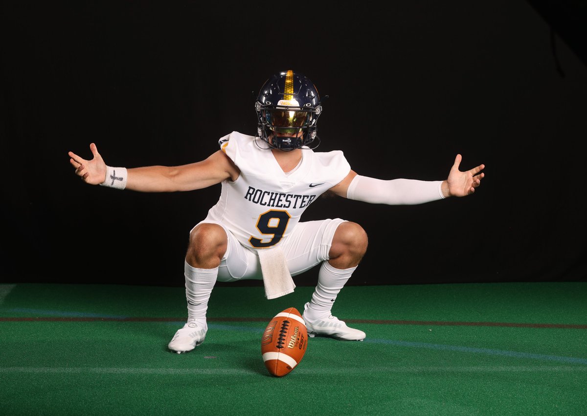 🗣️ ARE YOU READY FOR SOME 🐝 FOOTBALL???

#GoJackets // #d3football // #CLIMB