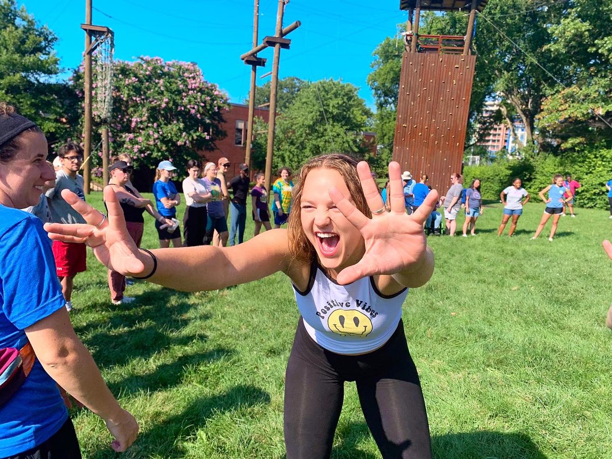 GallaudetU's tweet photo. #GallaudetU’s newest Graduate students are enjoying their first week on campus with personal discovery activities on Gallaudet’s rope course!
#TeamBuilding #GraduateStudentOrientation #Fall2022 https://t.co/pk5o4GELBk