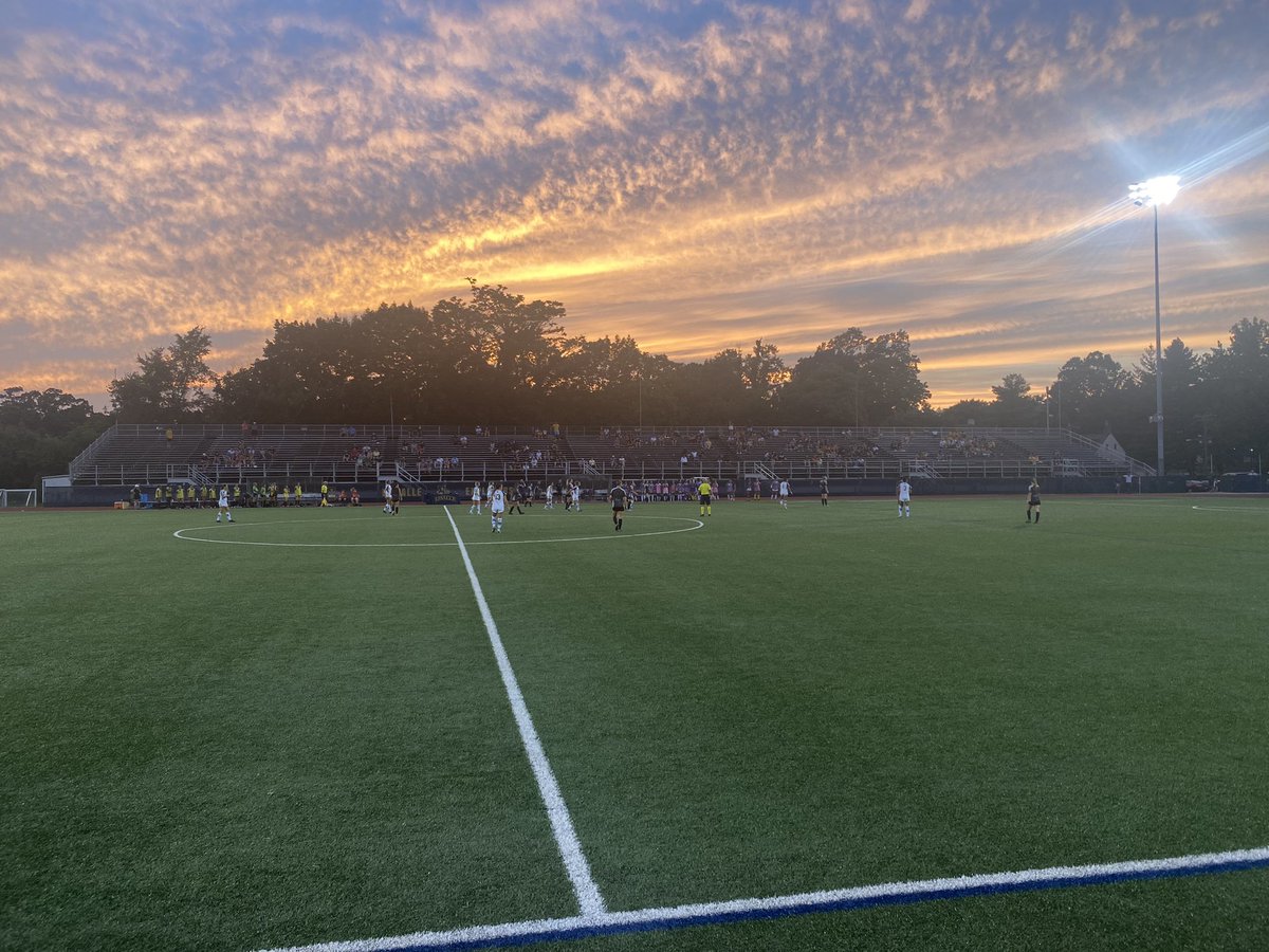 DLobacz44's tweet photo. #ScenesFromLastNight 

@LaSalle_WSOC kicked off another home event season with an impressive win, in front of a great crowd on a beautiful night at McCarthy Stadium. 

Looking forward to the @LaSalle_MSOC opener tonight at 6! https://t.co/pIYKVOBoep