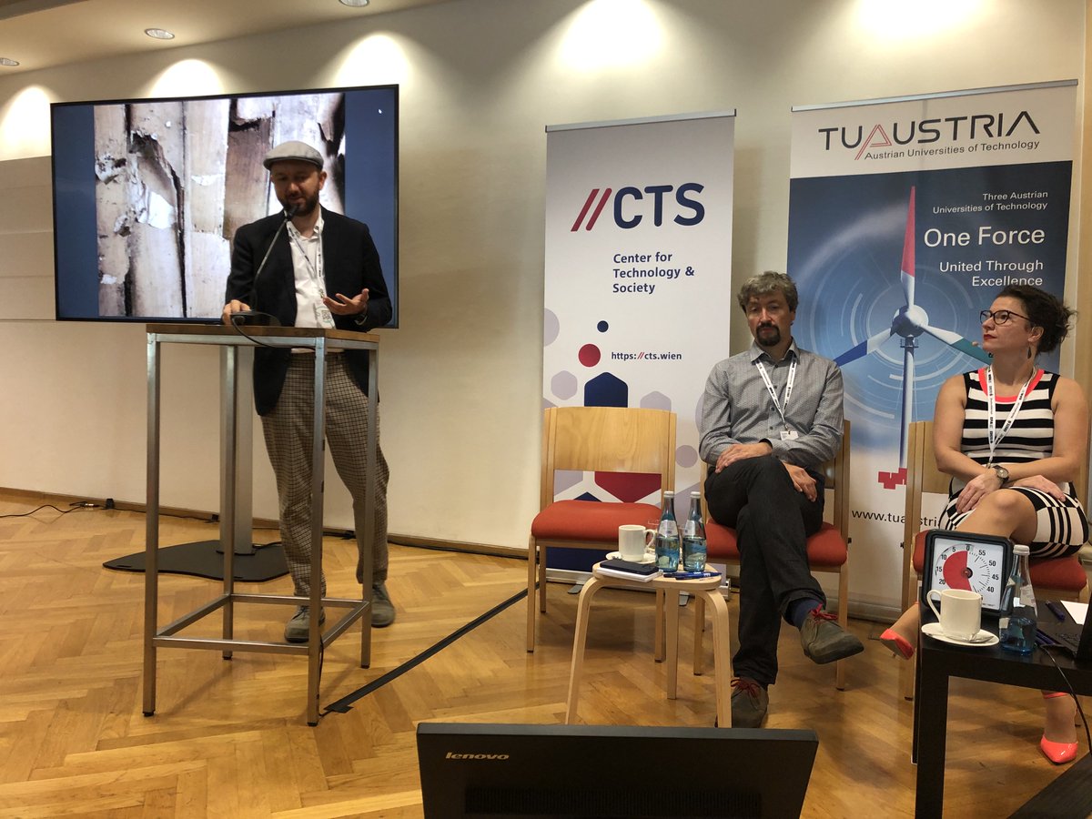 CTSWien's tweet photo. @benwagne_r pointing out in his keynote that this ‘future’ of socio-technical hybrids is really the ‘present’ - we have no choice but to engage with these hybrid forms of technology and society! https://t.co/Y6lJJKgst3