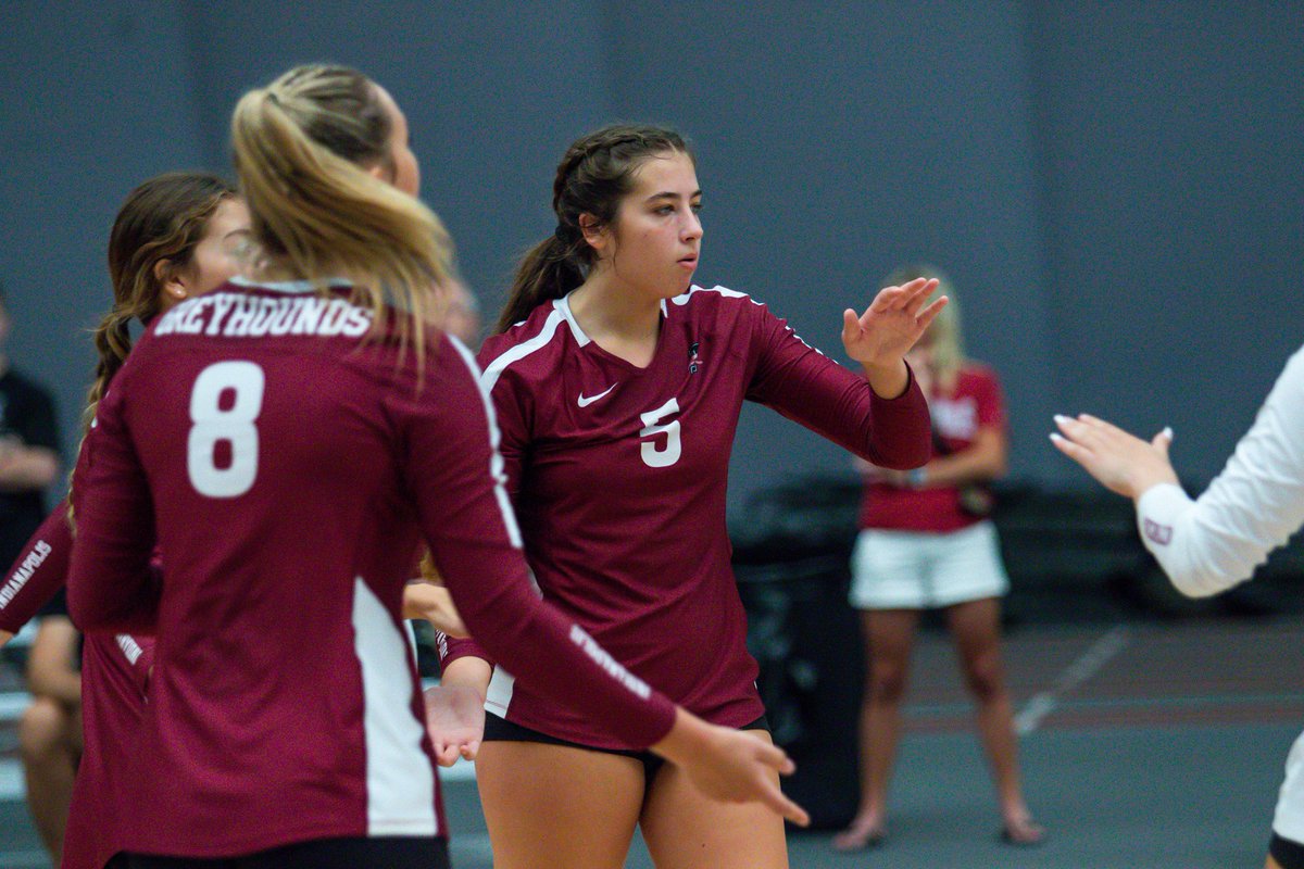 UIndyAthletics's tweet photo. Stills from the @UIndyVball season opener.

📸 @jordanmmenard https://t.co/zfBdLapBaZ
