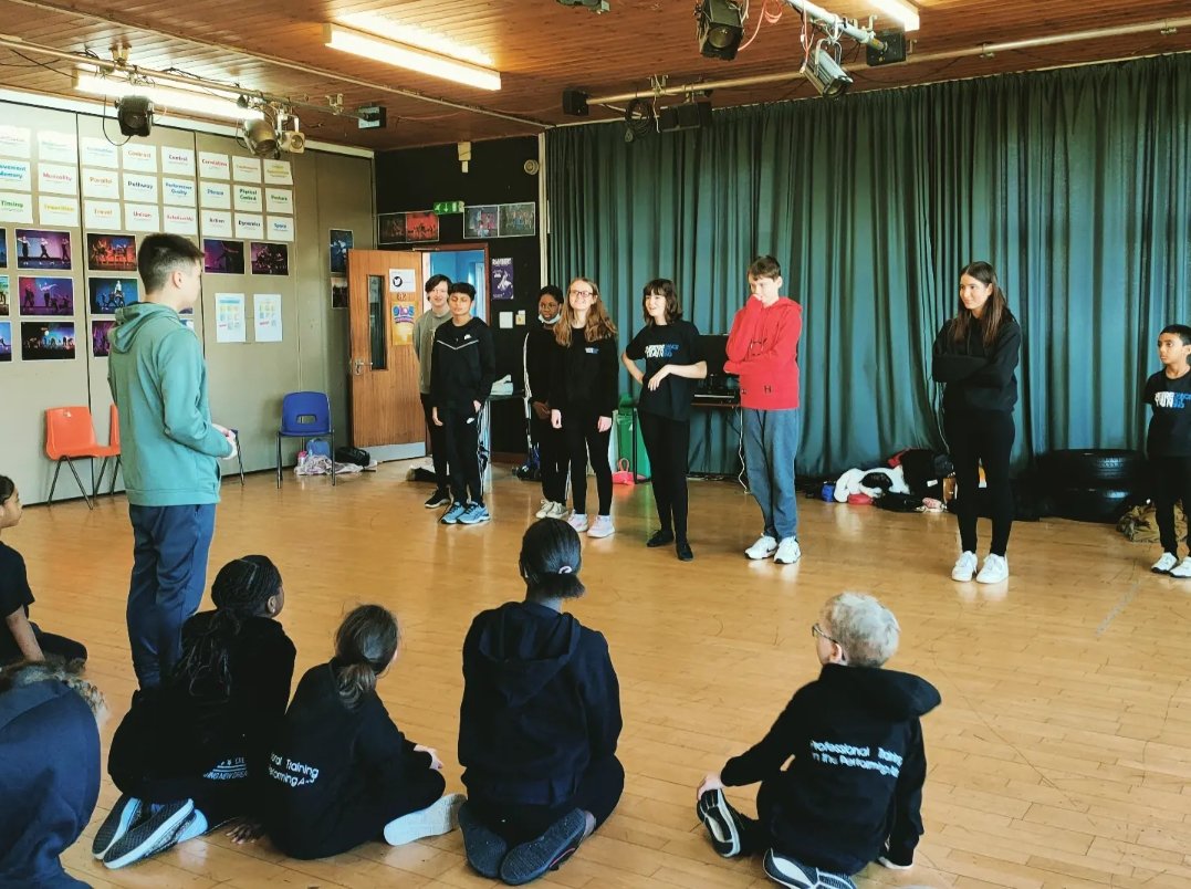 Hillingdon_TT's tweet photo. Not long now until we're back!! 🥳

Emails have gone out TODAY about our brand new Autumn Term. 🍂

We can't wait to see all your wonderful faces again!

Drop us an email at hillingdon@theatretrain.co.uk to secure a spot 👈🏾
#theatretrain #performingarts #extracurricular https://t.co/WUOUIQNPob