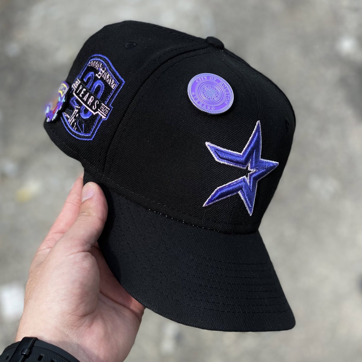 HtxCapGhoul's tweet photo. Could be purple or it could be pink. 🤘🏼 https://t.co/AOT8HNOil6