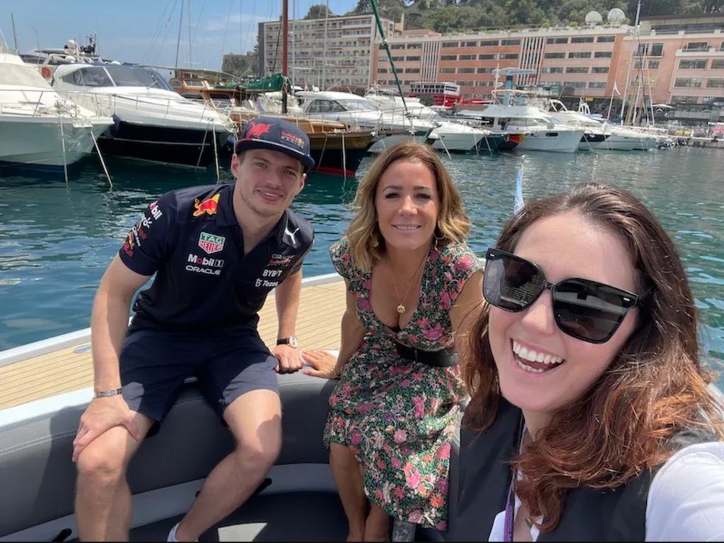 UniCreativeArts's tweet photo. After its scheduled summer break, @F1 is back this weekend with the Belgian Grand Prix! But whatβs it like trackside? ποΈ π€
Graphic Design alum Georgina Sadler told us in our latest blog post β‘οΈ https://t.co/qRet3N7dNQ
#WeareUCA #MakersofUCA https://t.co/EbG7O9Buzh