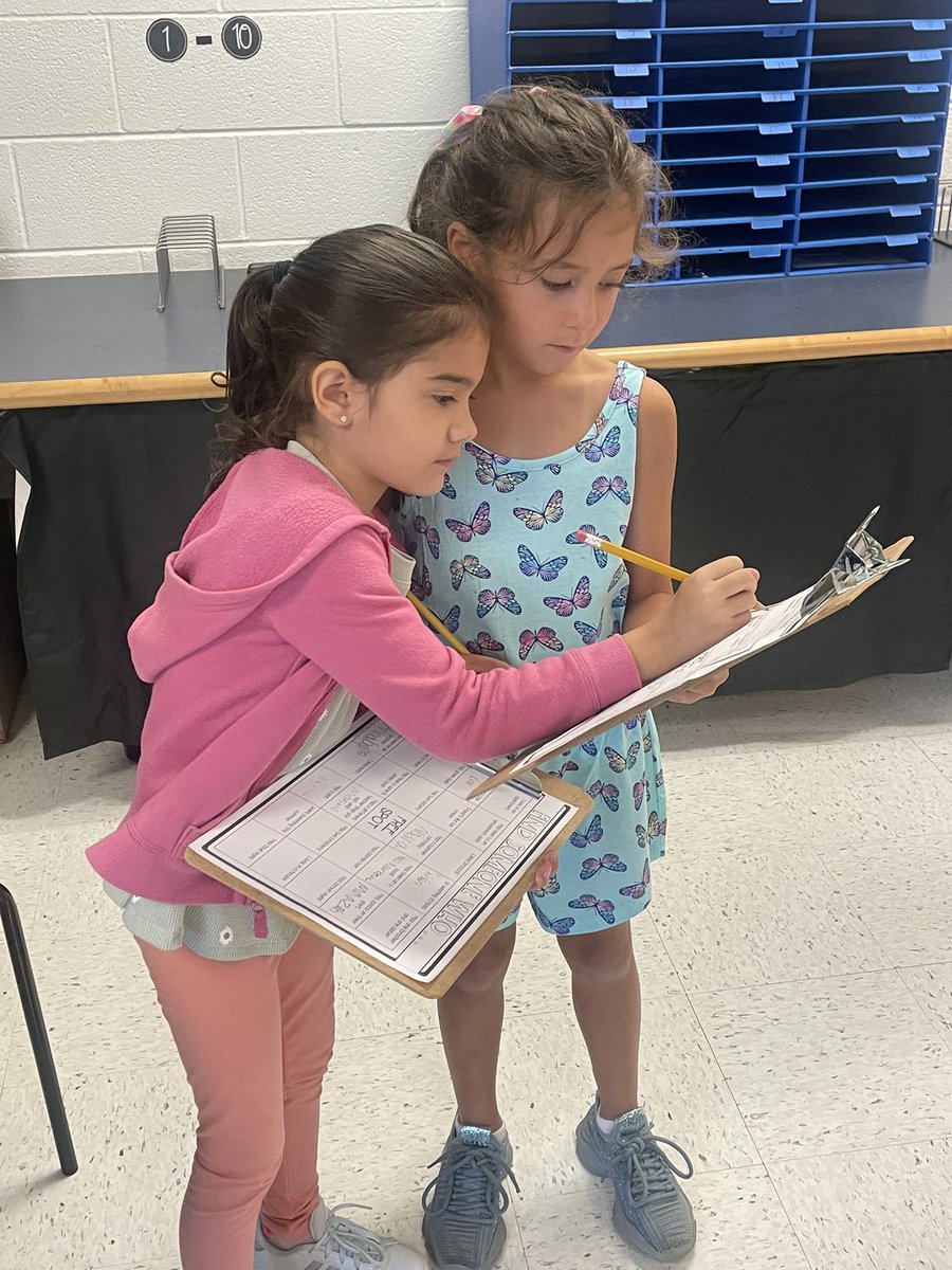 MsNarkevic's tweet photo. Today we did a “Find someone who…” activity where we learned more about each other! @RLCPrincipal https://t.co/v90xQO6um8