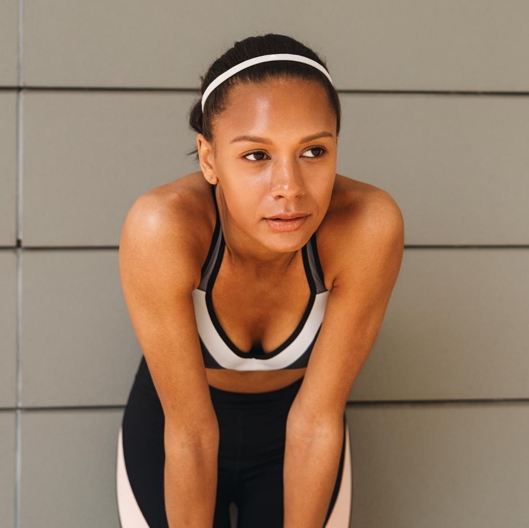 We challenge you to set a small goal this week - whether that’s an exercise goal, a meditation regimen, waking up earlier, decluttering your inbox, turning off your screens at a certain time - we could all use a *win* right now.