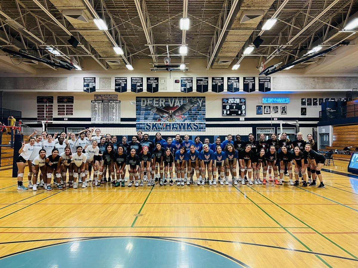 JackieW62849633's tweet photo. Our scrimmage was a huge success!!! A big shout out and thank you to these awesome coach’s/teams to come out and help us all prepare for the upcoming season!!! https://t.co/7KRkD00gys