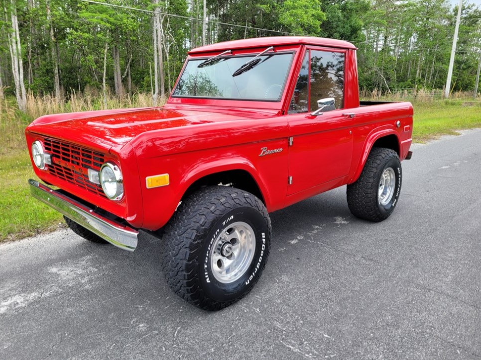 gregfresquez's tweet photo. 1970 Ford Bronco - Auction ends: 9/1/22 at 11AM MST/PDT https://t.co/pFqxDwSxZ5 https://t.co/N8PAYg7ZKg