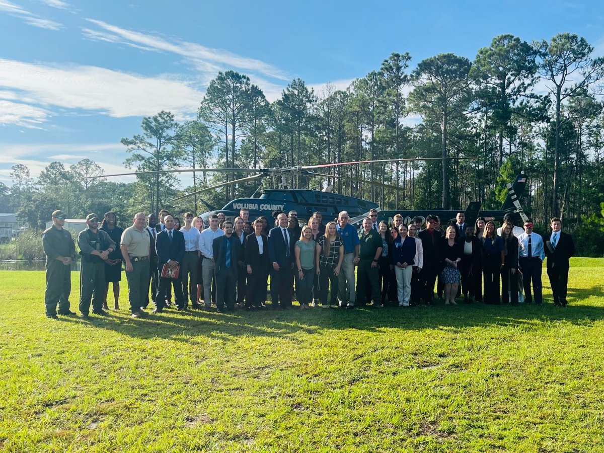 FBIJacksonville's tweet photo. Today @FBIJacksonville &amp; @VolusiaSheriff are hosting a Collegiate Academy for  50 students from @bethunecookman @EmbryRiddle @StetsonU @FlaglerCollege @UCF &amp; @DSC_News. Read more about our efforts to develop future leaders in law enforcement here: https://t.co/Y5WBxHoyu1 #FBIJobs https://t.co/1OR1Kgf2vm