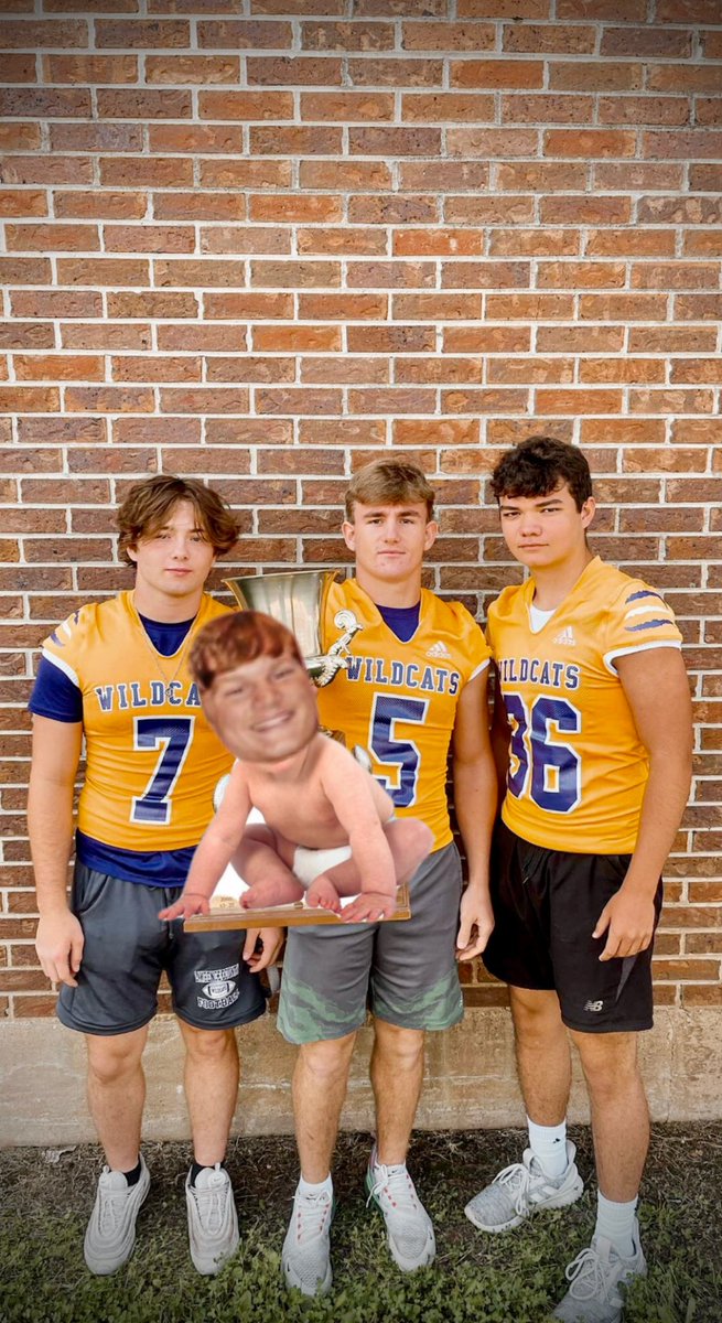 WHITE OUT VS LOSERETTO tonight @7.   #catsby90