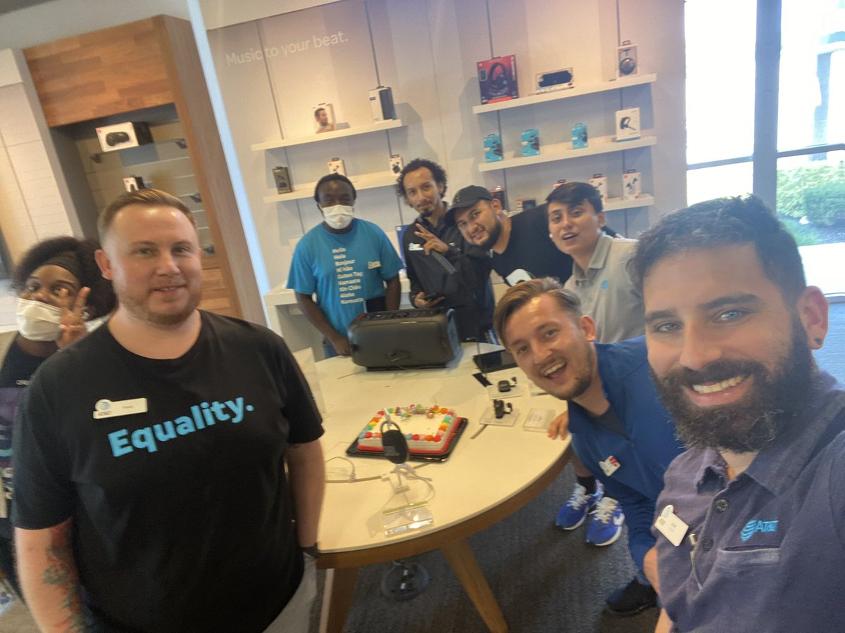 4theland's tweet photo. It’s Frank’s #birthday today so we got him a cake and sang happy birthday on the new Party Box by @JBLaudio. @edenallison86 @Woody0709 #HappyBirthday #LifeAtTT #KAMO #H4N1 #GOATsquad https://t.co/SypDwKiNdO