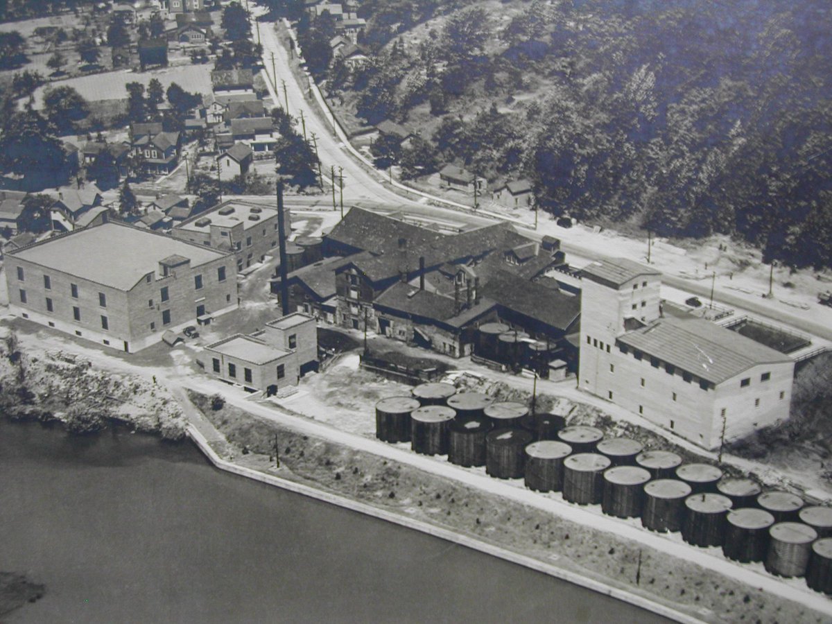 Laird's Applejack & Apple Brandies tweet media