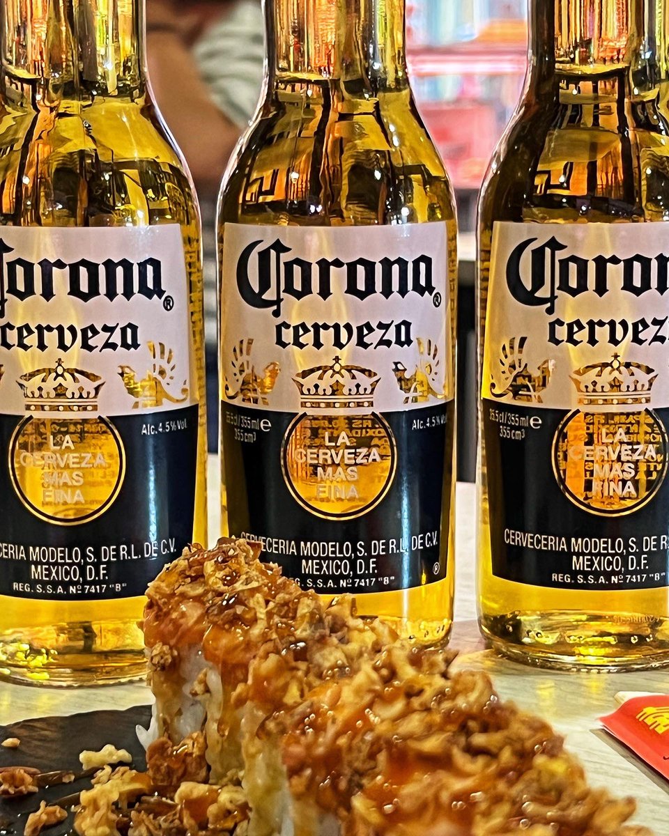 serie_oro's tweet photo. SEÑORES OFERTA FLASH ‼️

🍺🍺Cubo de 5 Coronitas para acompañar tu cena de Sushi ;
10€ 

Precio normal de la Coronita 3€!

🍱Además tenéis combo por 20€!

🟢Además, tenéis un 35% en toda la carta en #glovo ! https://t.co/2ZUKQcgeN5