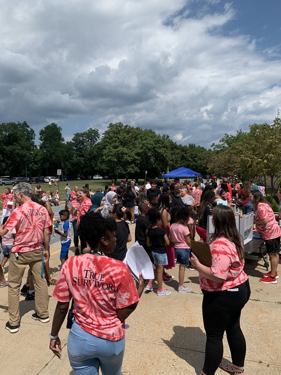 Courtney Hanley tweet media