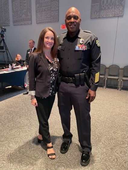LakeNonaRCC's tweet photo. Business Luncheon with Commissioner Jim Gray and our New Police Chief Eric Smith
#LNRCCBusinessLuncheon
#LNRCCprofessionalnetworking
#OrlandoPoliceDepartment
#CommissionerJimGray https://t.co/aDT3FPX80e